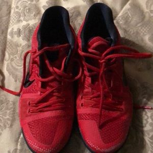 Kyree 3 b-ball shoes
